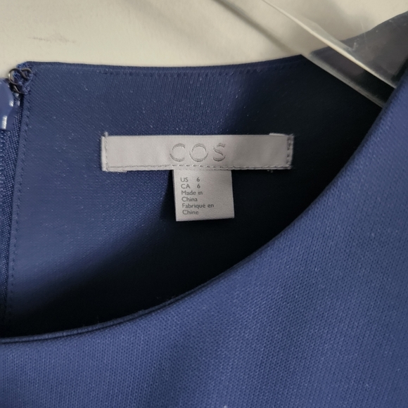COS pleated hem cuff blouse navy blue sz 6 - Picture 3 of 5